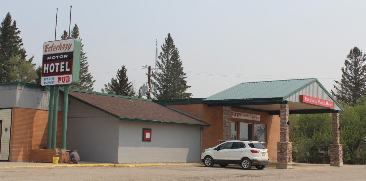 Esterhazy Motor Hotel Buitenkant foto